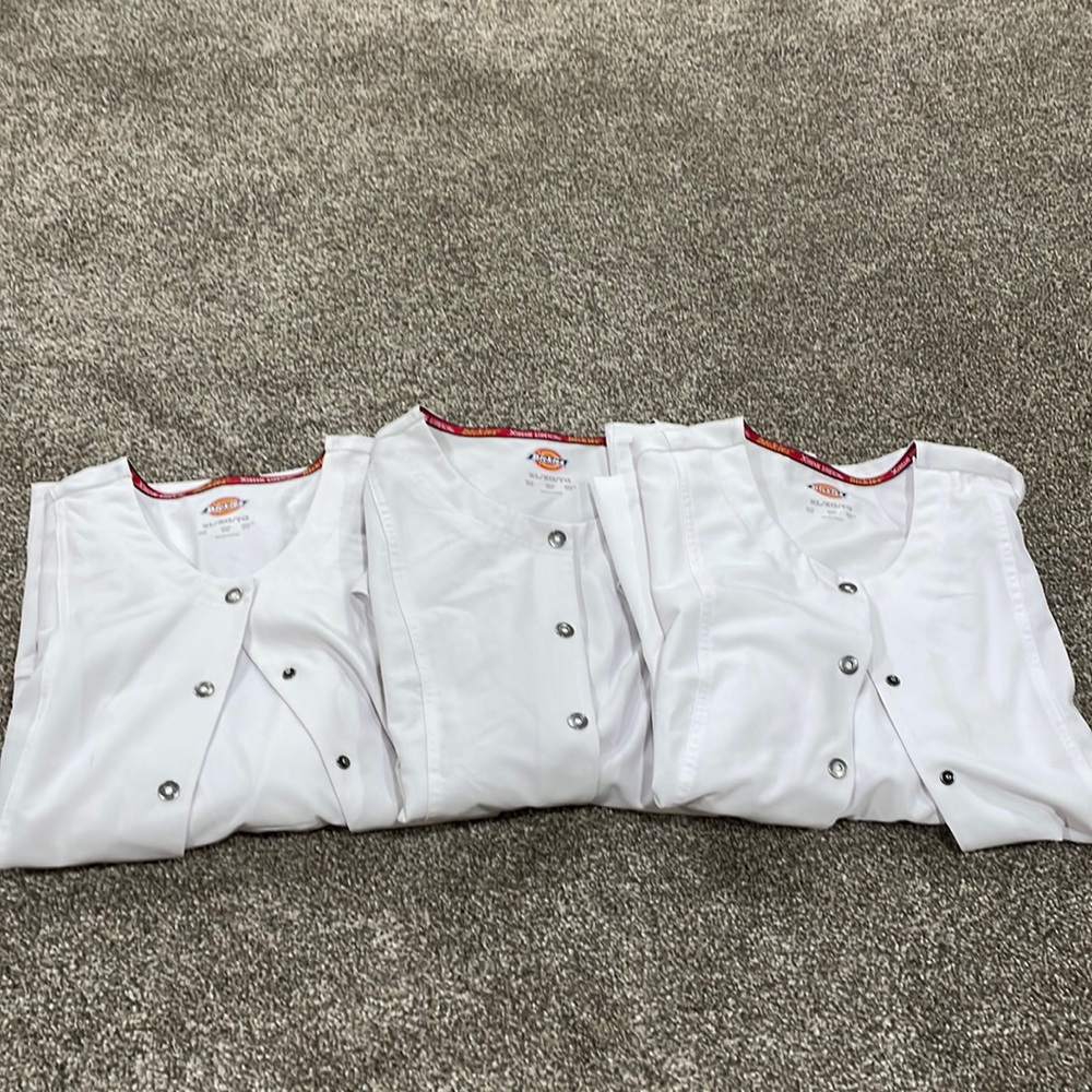 3 XL Dickies scrub jackets
